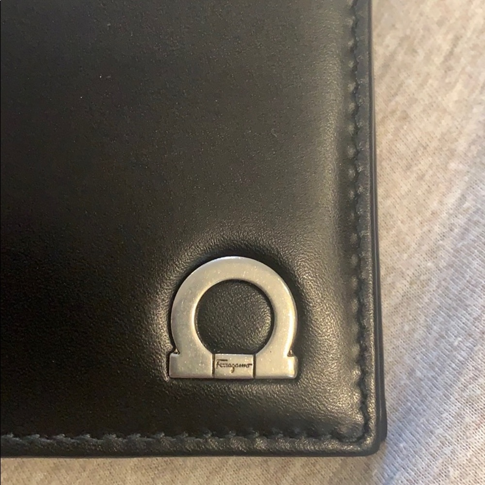 Salvatore Ferragamo Wallet for Men - Picture 2 of 6